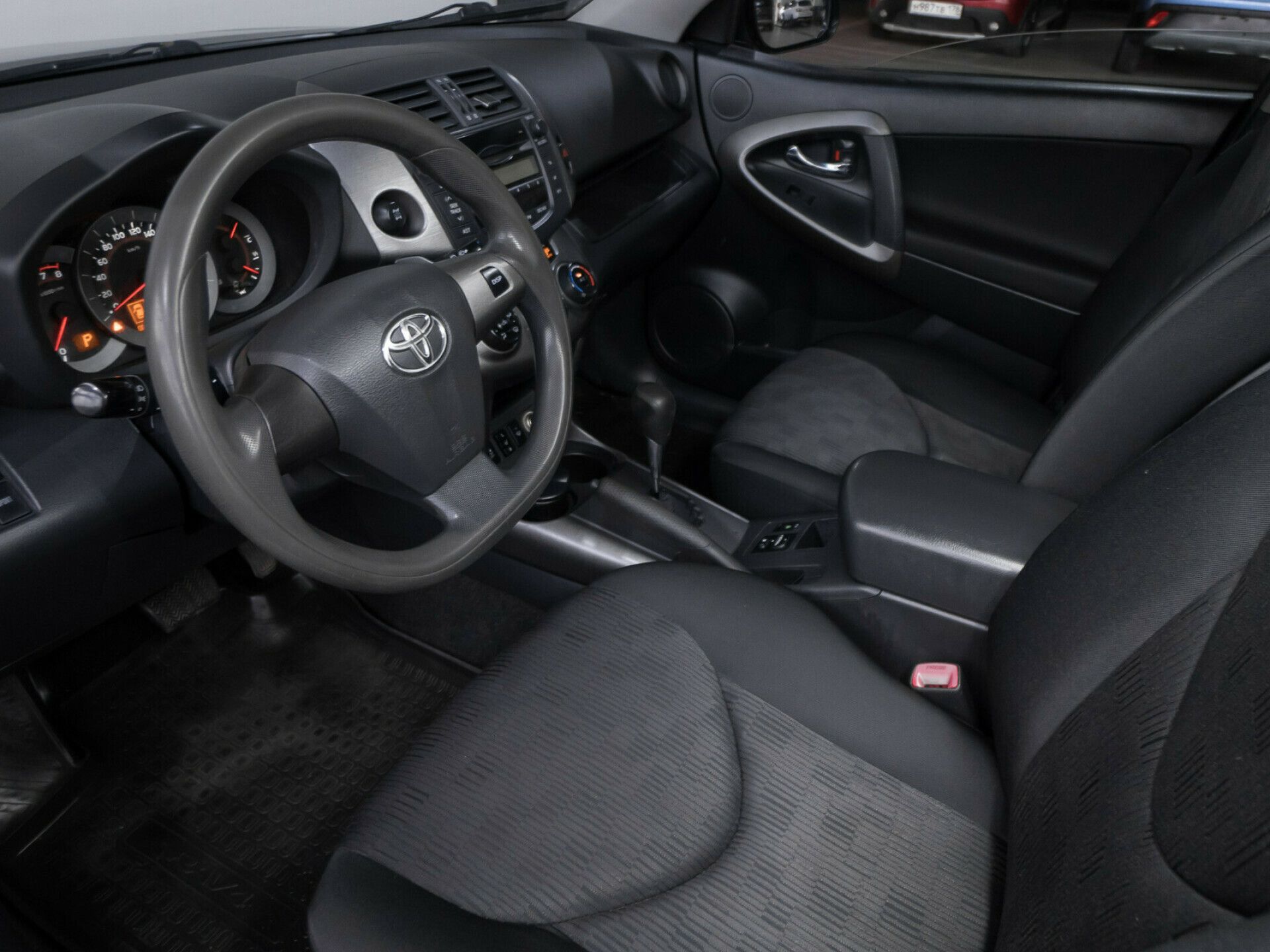 RAV4