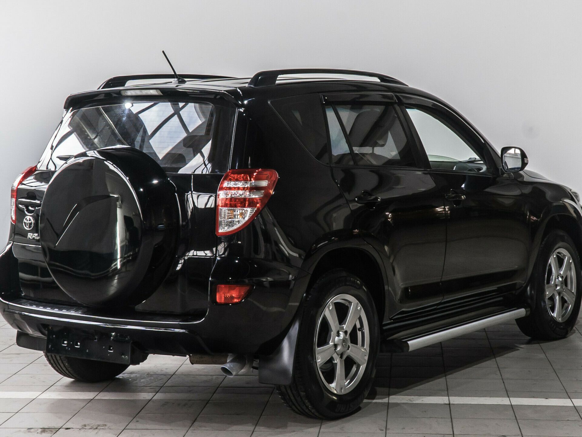 RAV4