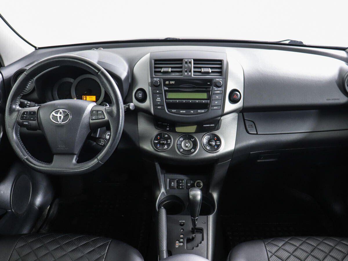 RAV4