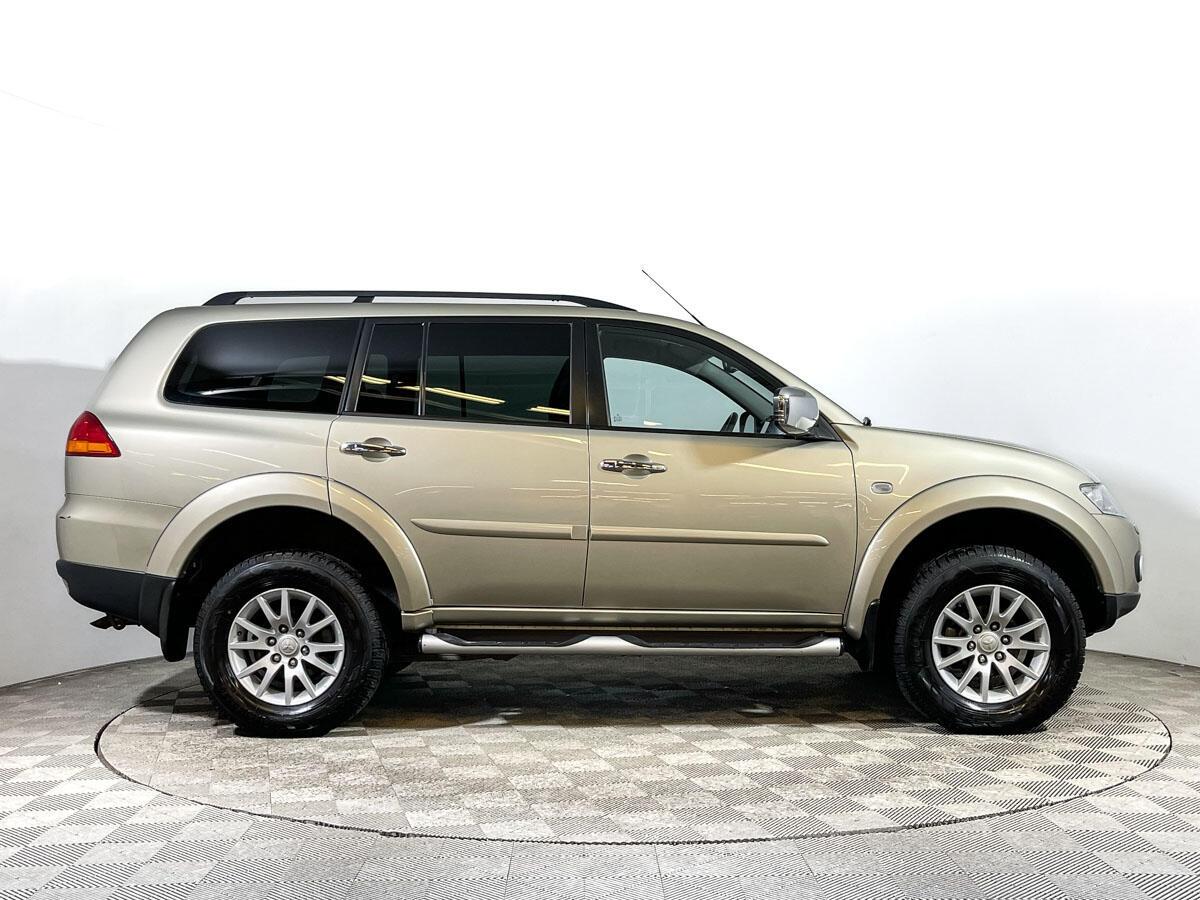 Pajero Sport