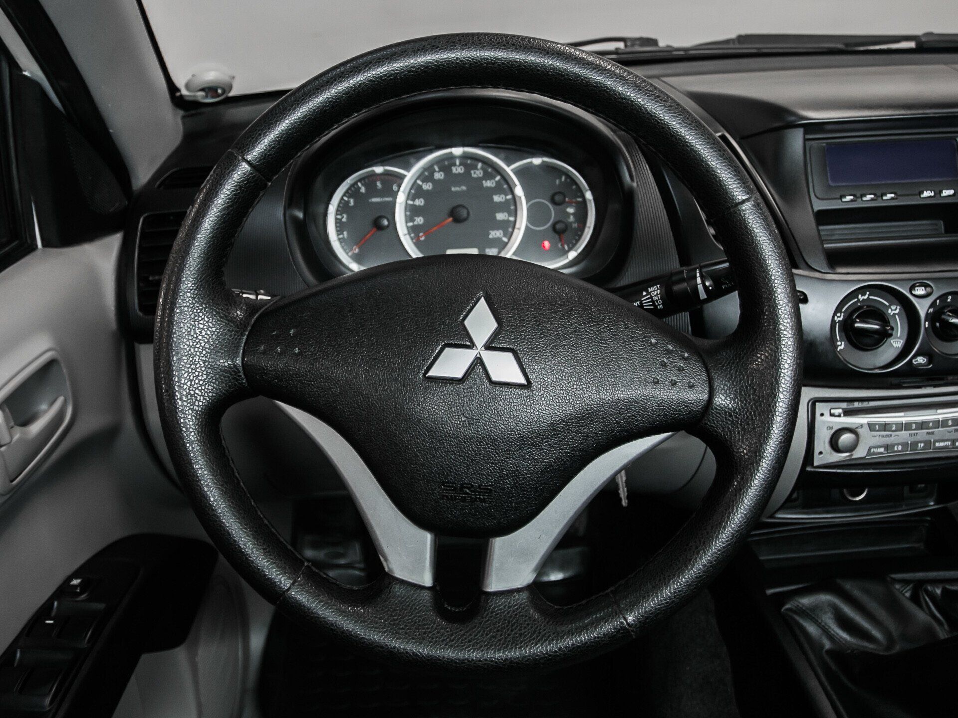 L200