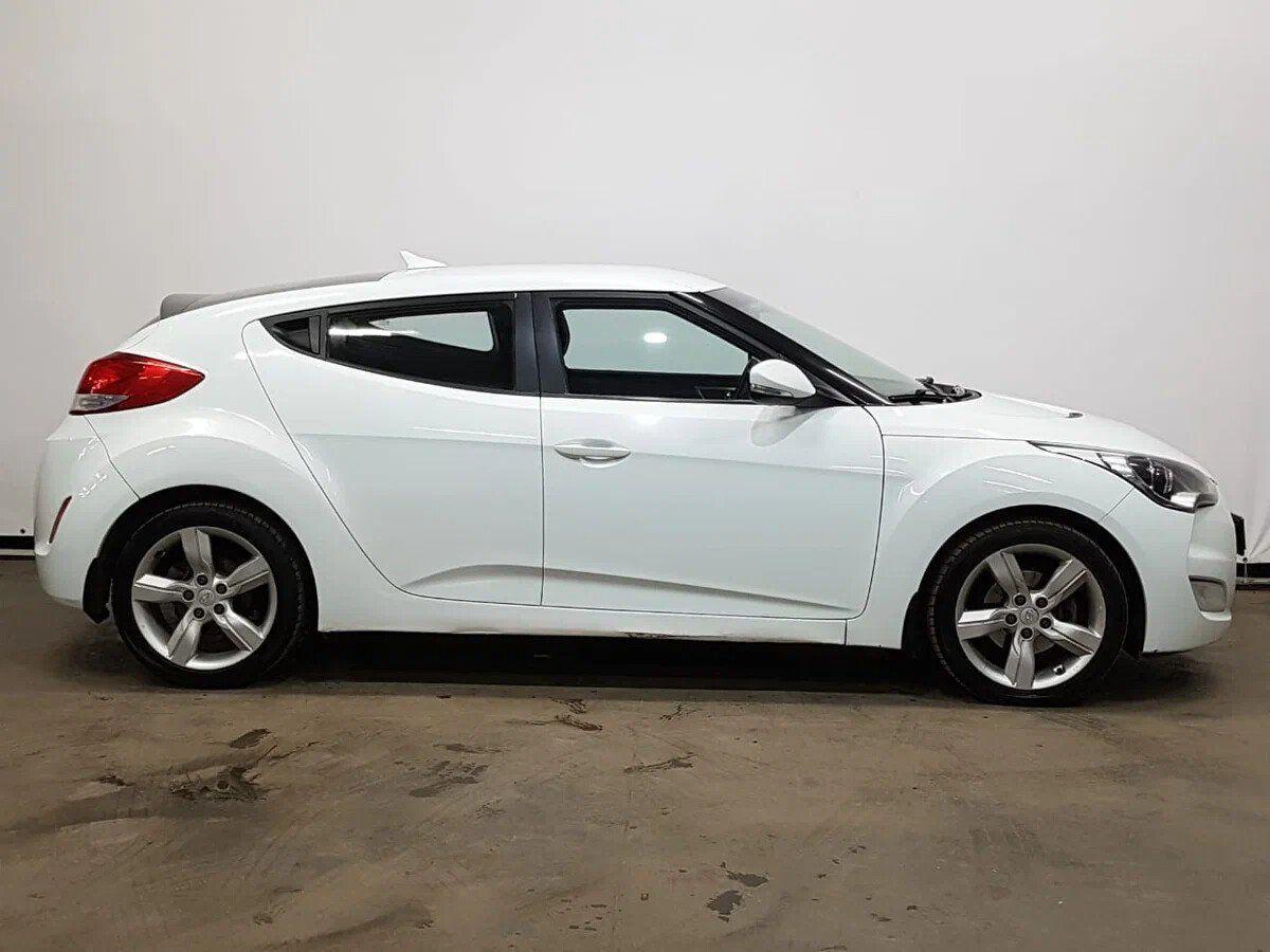 Veloster