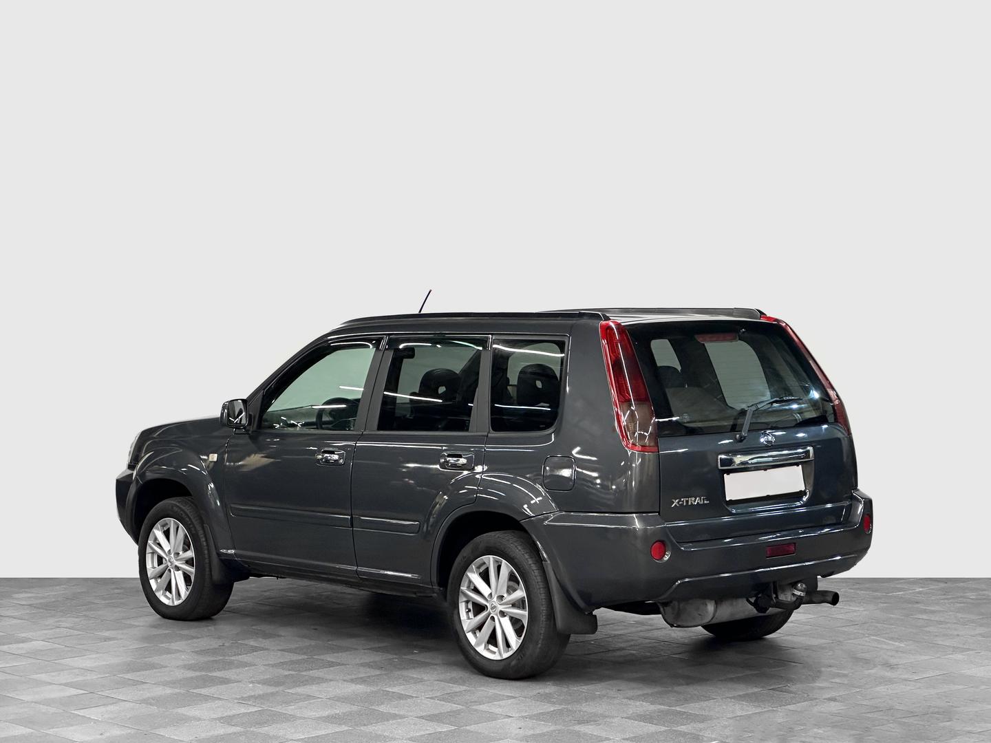 X-Trail