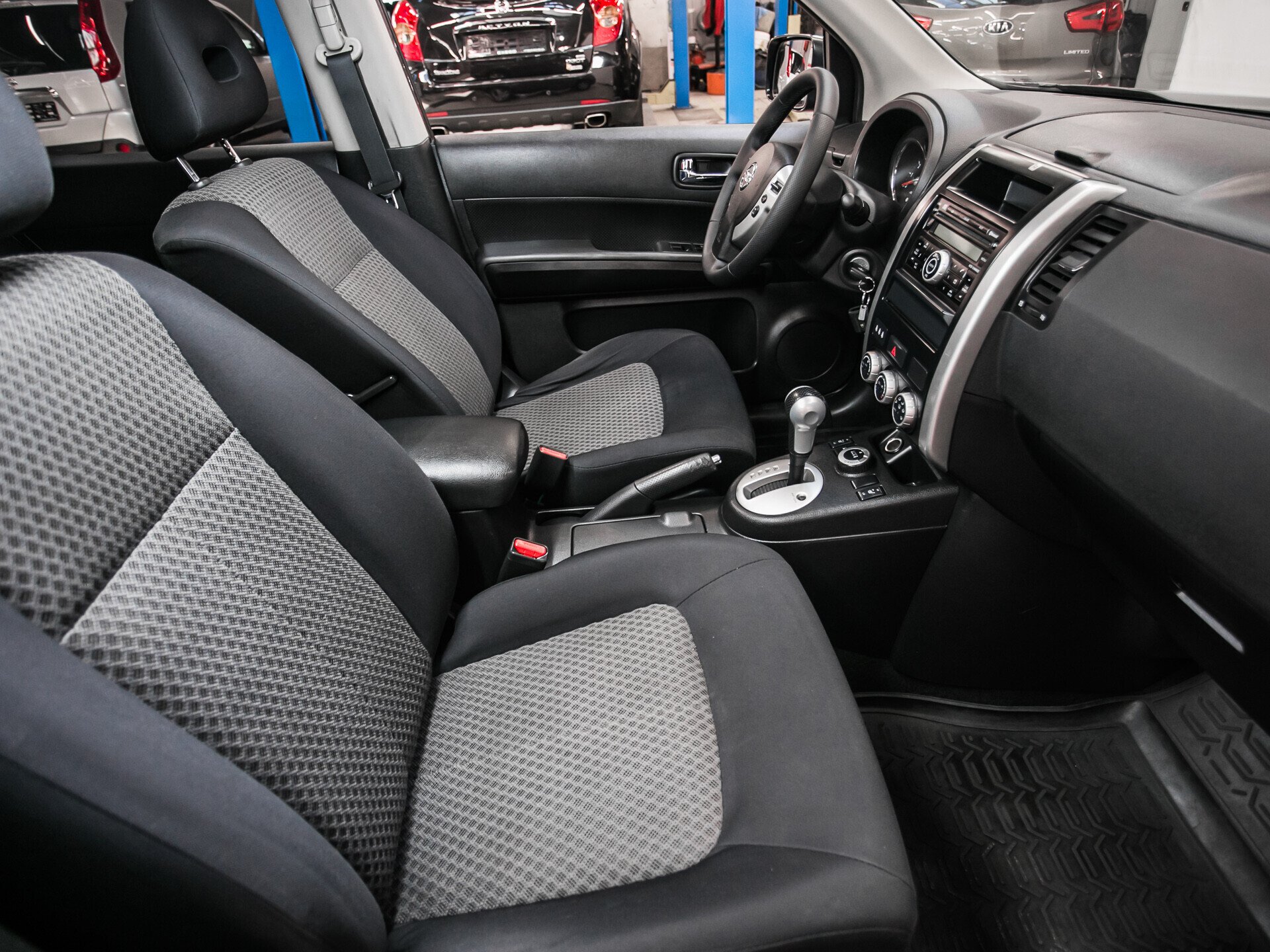 X-Trail